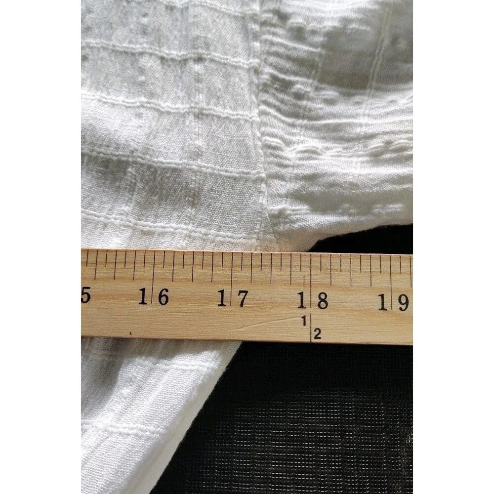 Aerie Women’s Romper Small White Textured V-Neck Button Front Pockets Coastal - Picture 7 of 14